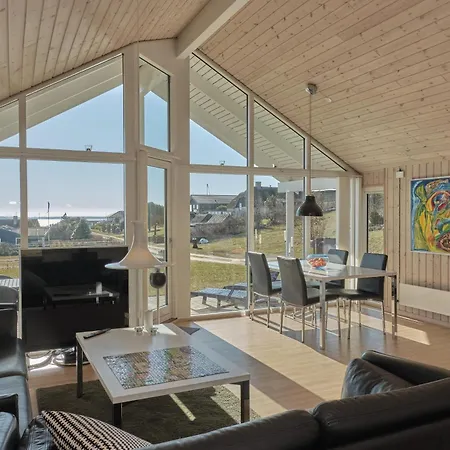 Casa de Férias Beautiful In With 2 Bedrooms And Wifi Ebeltoft